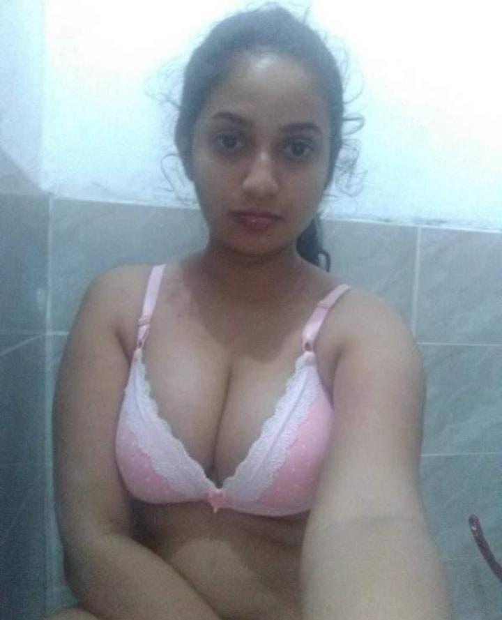 Aunty bhabhi girl available video call show all time enjoy